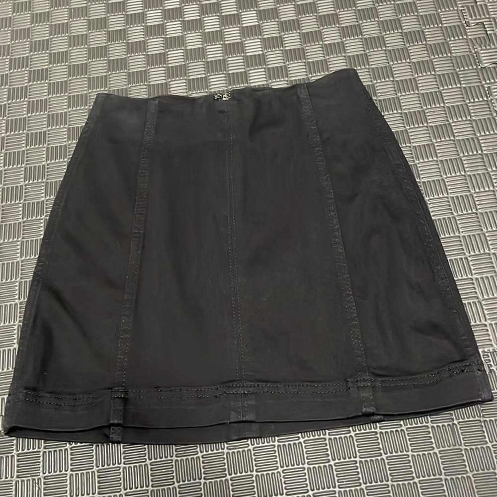 Black wild fable skirt size 00
